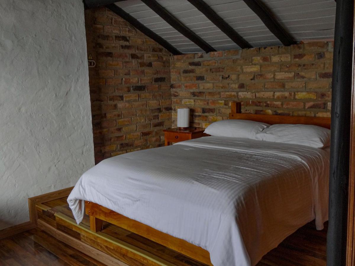 Hotel Refugio Santa Ines Aquitania Bagian luar foto