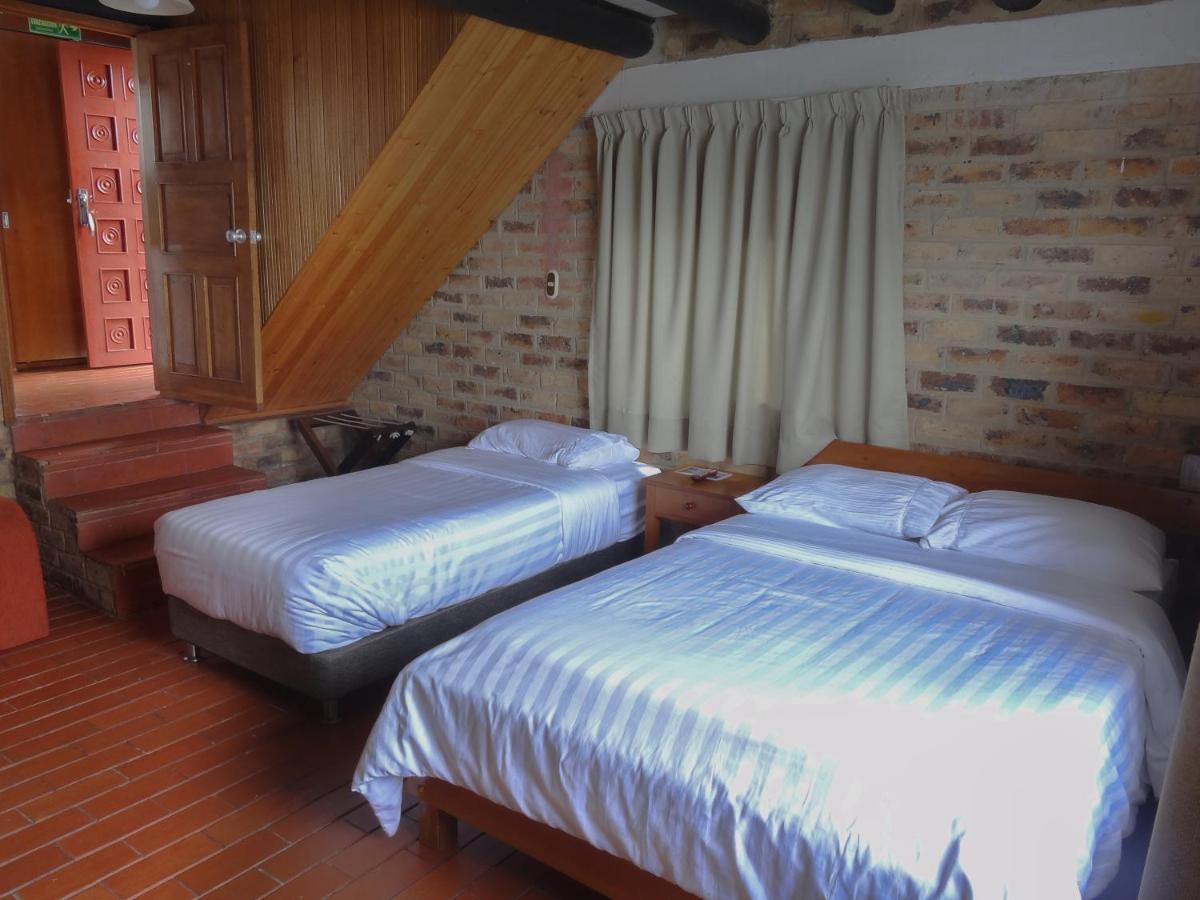 Hotel Refugio Santa Ines Aquitania Bagian luar foto