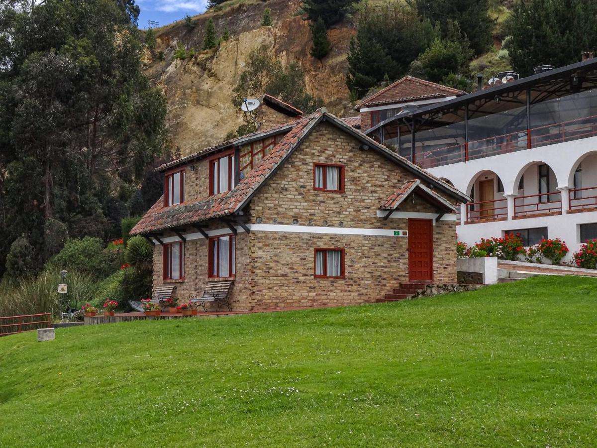 Hotel Refugio Santa Ines Aquitania Bagian luar foto