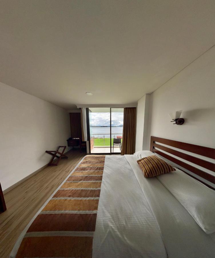 Hotel Refugio Santa Ines Aquitania Bagian luar foto